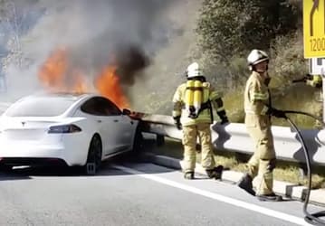 Очередной отчёт Tesla: электромобили компании попадают в аварии и горят реже обычных 