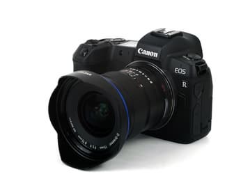 Ортоскопический объектив Laowa 15mm F2 Zero-D стал доступен в вариантах с креплениями Canon RF и Nikon Z