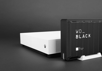 Внешний накопитель WD_Black D10 Game Drive for Xbox One имеет объём 12 ТБ