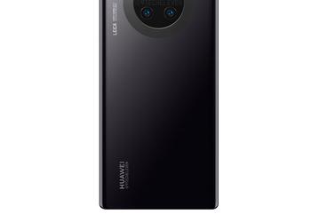 Huawei Mate 30 Pro на качественном рендере в черном цвете