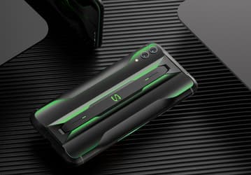 На 10% медленнее. Реальный тест показал, что Black Shark 2 Pro не может набрать 500 000 в AnTuTu