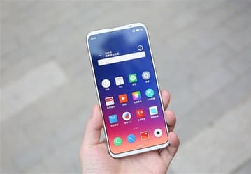 Камера Meizu 16s Pro впервые показалась на живом фото
