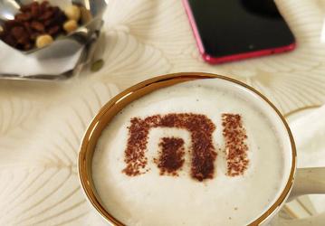 Президент Xiaomi показал смартфон Redmi Note 8