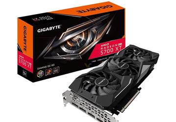 Разогнанная 3D-карта Gigabyte RX 5700 XT GAMING OC позирует на официальных рендерах