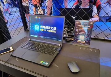 Старшая версия Xiaomi Mi Gaming Laptop 2019 на живых фото