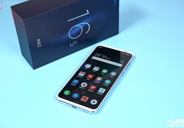 Флагманский смартфон Meizu 16s Pro поступает в продажу