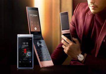 Флагманский смартфон-раскладушка Samsung W2020 получит 512 ГБ в базовой версии