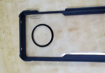 Какой телефон, такой и чехол. Фото защитного чехла для Huawei Mate 30 Pro