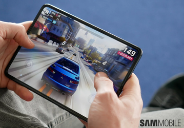 Апдейт для избранных. Первое обновление Samsung Galaxy Fold приносит одну из функций Galaxy Note10