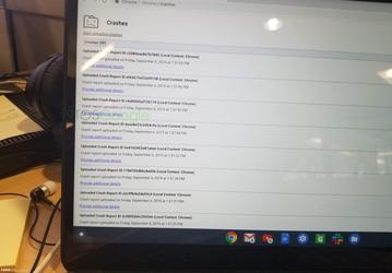 Первые фотографии ноутбука Google Pixelbook 2 