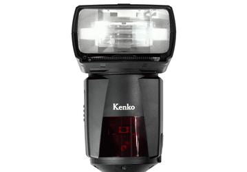 Вспышка Kenko AB600-R автоматически ориентирует головку для лучшего освещения