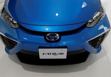 В будущем году Toyota представит новое поколение автомобиля Mirai на топливных элементах 