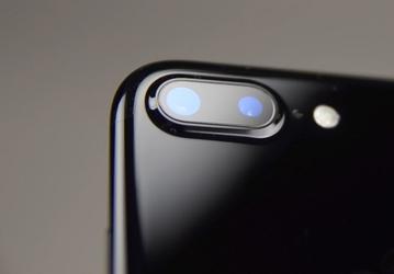 В разделе распродаж. Apple всё ещё предлагает смартфоны iPhone 7 и iPhone 7 Plus