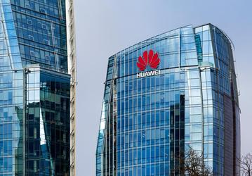 Huawei выделит разработчикам 1,5 млрд долларов