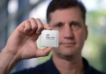 Intel начинает поставки FPGA Stratix 10 DX