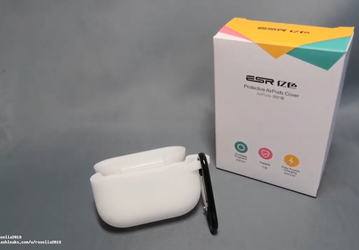 Фото дня: Apple AirPods в чехле для Apple AirPods Pro 