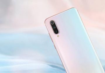 108 Мп, 40-ваттная зарядка и экран-водопад. Xiaomi Mi Note 10 Pro порадует характеристиками