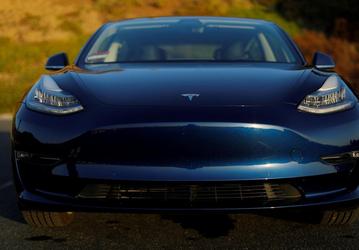 Продажи Tesla Model 3 в Норвегии всего за два квартала упали почти вдвое 