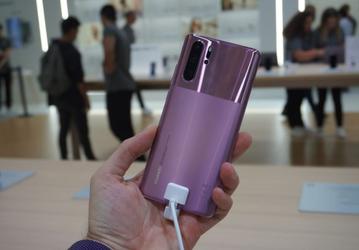 Самая дорогая версия флагманского камерофона Huawei P30 Pro очень сильно подешевела