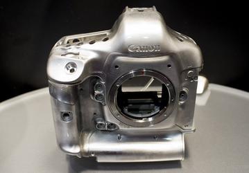 Появились предварительные спецификации Canon EOS-1D X Mark III