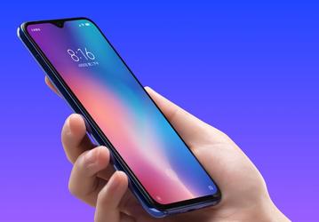 «Удешевлённый» флагман Xiaomi Mi 9 SE преодолел психологический барьер по цене