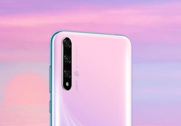 Honor 20 Youth Edition выглядит очень эффектно