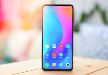 Xiaomi Mi 10 — особенный смартфон