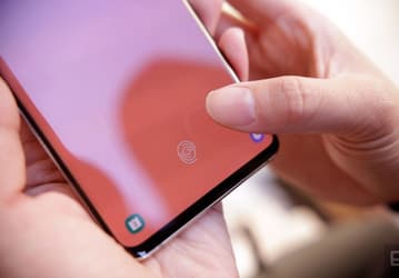 Скандал набирает обороты. Samsung признала уязвимость Galaxy S10 и Galaxy Note10