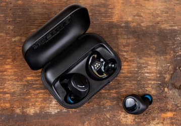 Достойный конкурент Apple AirPods резко упал в цене