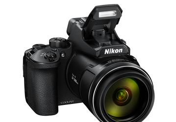Камера Nikon Coolpix P950 оказалась тяжелее и дороже предшественницы
