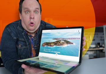 Intel показала складной планшет Horseshoe с огромным гибким экраном