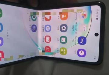 Смартфон-раскладушка Samsung Galaxy Fold 2 получит позапрошлогоднюю платформу