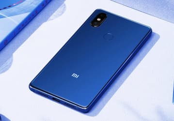 Xiaomi Mi 8 SE получил MIUI 11 на базе Android 10