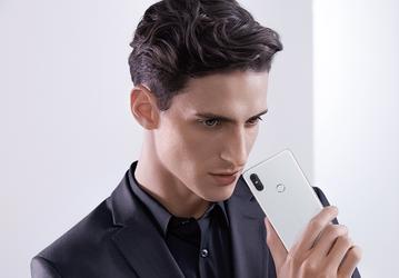 Керамический премиальный Xiaomi подешевел более чем вдвое