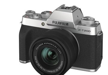 Представлена камера Fujifilm X-T200
