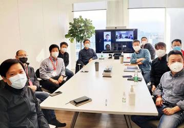 Лидер Xiaomi отправил 90-тонный самолет с помощью в эпицентр вспышки коронавируса
