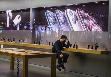 Apple предупредила о дефиците iPhone из-за коронавируса