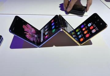 Samsung Galaxy Z Flip привел в восторг первых пользователей