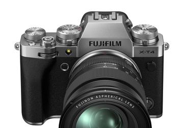 Во внешнем виде камеры Fujifilm X-T4 не осталось секретов