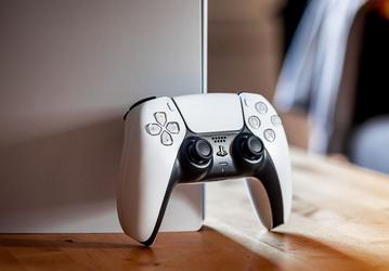 Революционный контроллер DualSense не работает с PlayStation 4, зато каким-то чудом работает с PlayStation 3