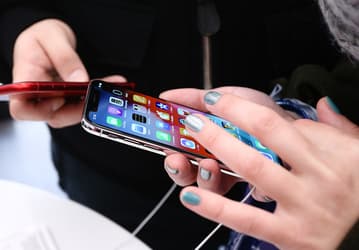 Apple подала в суд на ФАС России