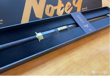 Настоящий меч и Redmi Note 9. Уникальное приглашение на презентацию смартфона