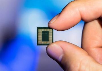 Такое умеет только Qualcomm. Snapdragon 875 оказалось очень мощной и без суперядра Cortex X1