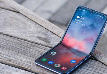 Неужели именно Samsung выпустит в следующем году самый дешёвый гибкий смартфон? Компания готовит модель Galaxy Z Flip Lite