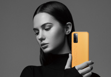 Представлена улучшенная версия первого в мире смартфона с подэкранной камерой ZTE Axon 20 5G