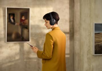 Беспроводные наушники Huawei FreeBuds Studio для меломанов предлагаются в России заметно дешевле, чем в Европе
