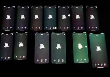 Apple признала брак экрана iPhone 12