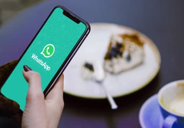 В бета-версии WhatsApp для iOS была обнаружена новая функция для поиска стикеров