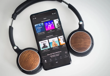 Долгожданное новшество Spotify. Доступ ко всем песням на смартфоне
