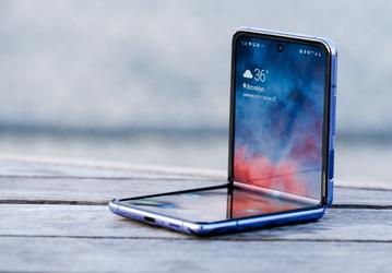«Бюджетный» флагман Samsung с ценой около 1000 долларов? Компания готовит Galaxy Z Flip3 без поддержки 5G